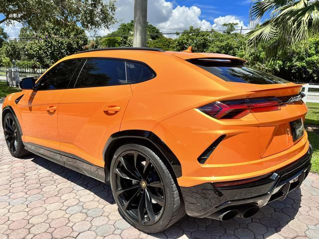 2021 Lamborghini Urus Sport Utility 4D