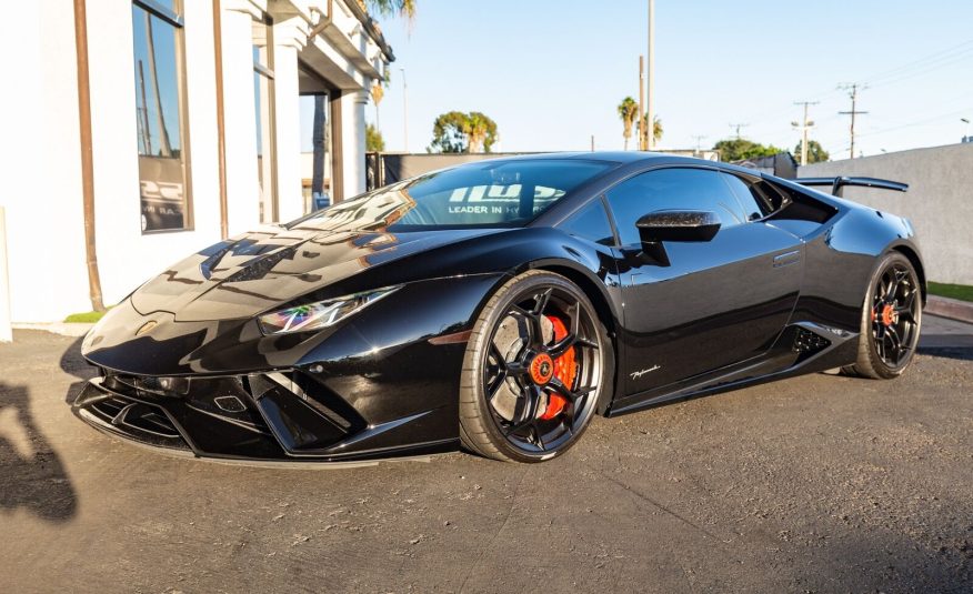 2019 Lamborghini Huracan LP 640-4 Performante