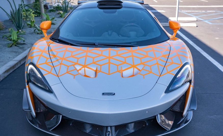 2020 McLaren 620R