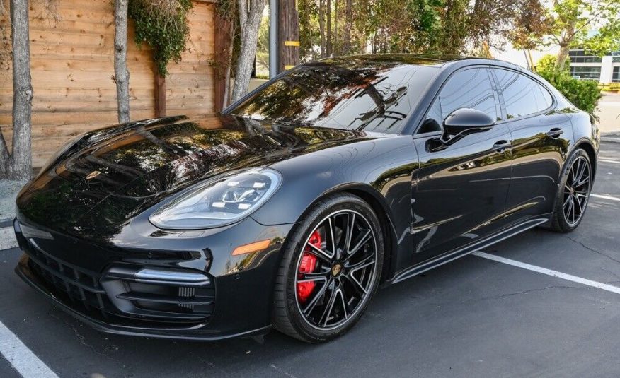 2020 Porsche Panamera GTS