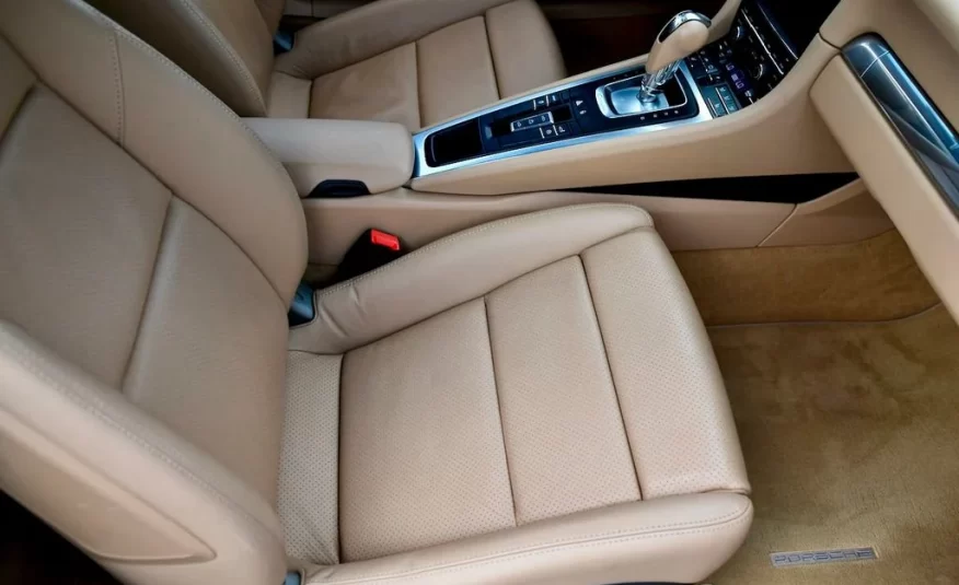2014 Porsche 911 2dr Cabriolet Carrera