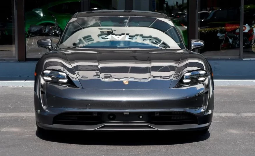 2020 Porsche Taycan 4S Sedan